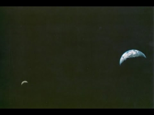 1966, primera imagen de la Tierra tomada desde la Luna